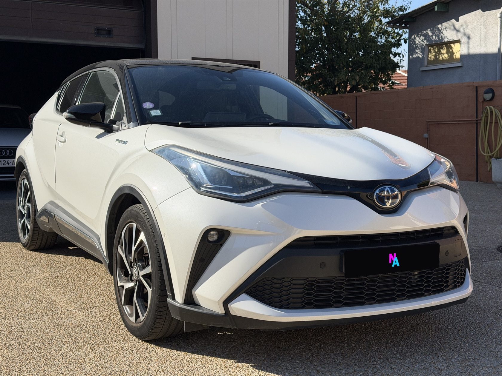 TOYOTA C-HR COLLECTION E-CVT